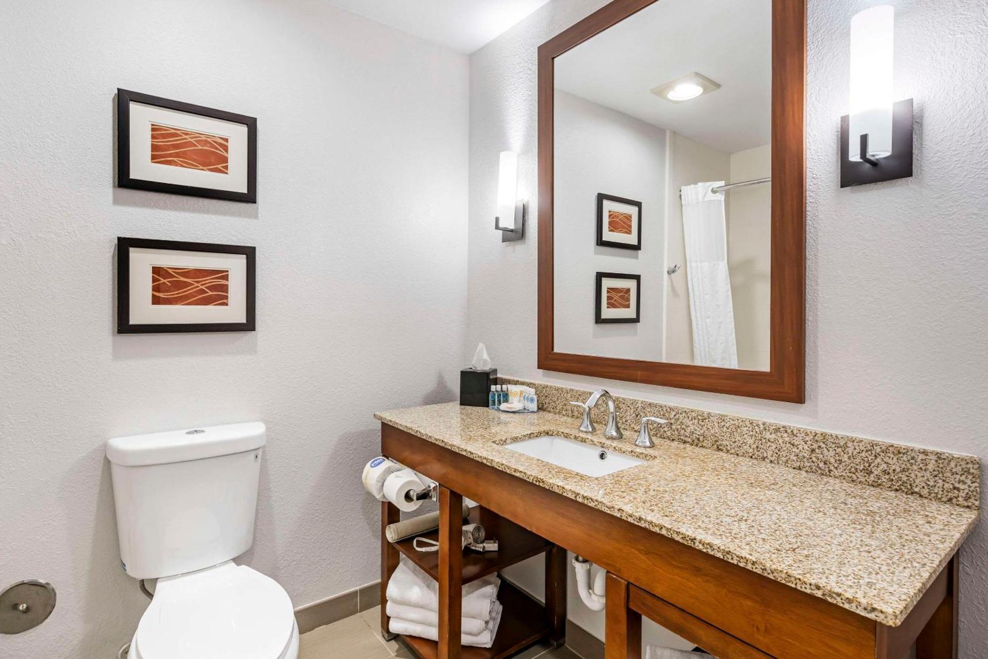 Comfort Inn Splash Harbor Bellville Ngoại thất bức ảnh